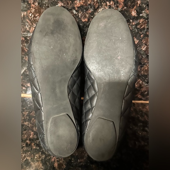 Tory Burch Black Quilted Leather Kaitlin Metal Cap Toe Ballet Flats Size 7 - Picture 4 of 9